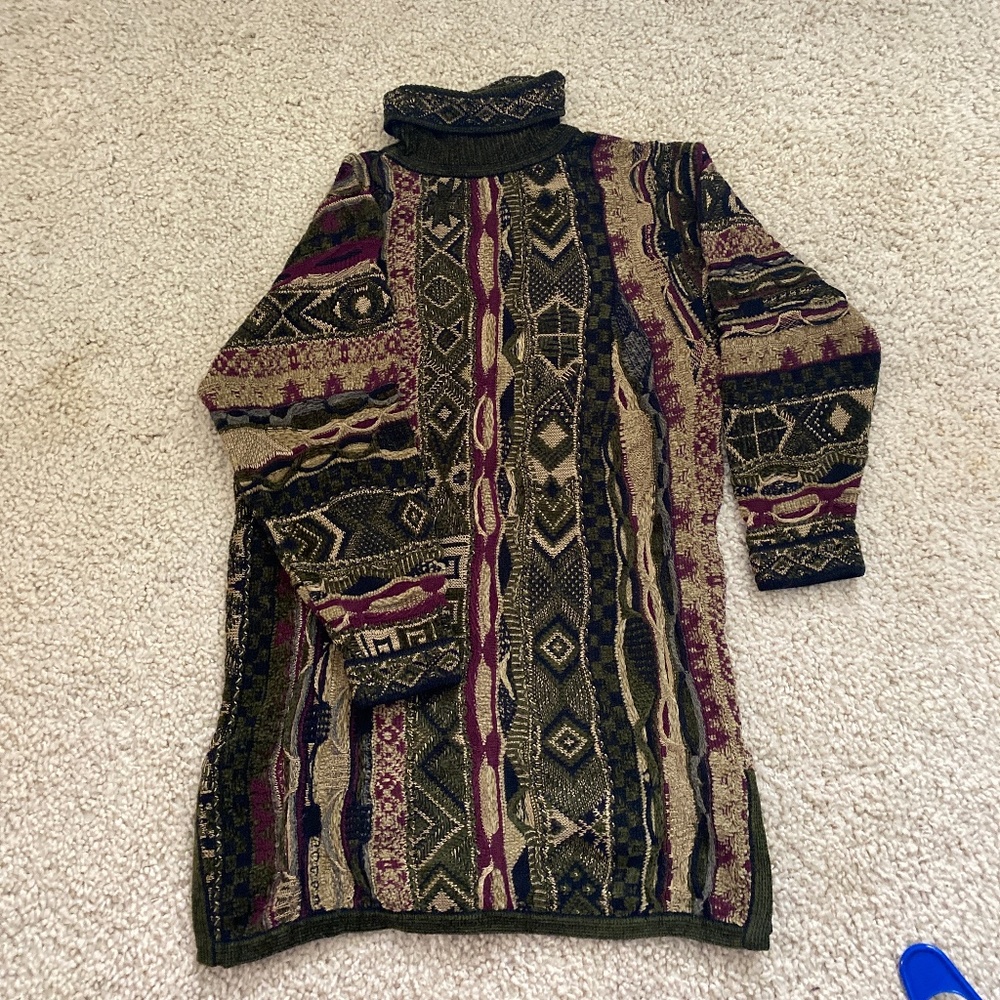COOGI sweater